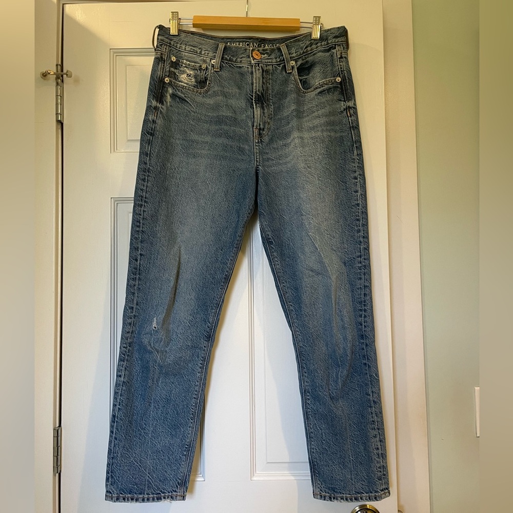 American Eagle Mom Jeans